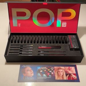 Shiseido Ginza Tokyo Collection w/18 eye shadows